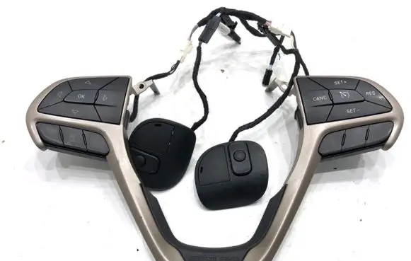 Jeep Cherokee Steering wheel buttons/switches P68146891AC