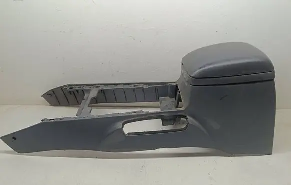 KIA Sorento Center console 846103E000