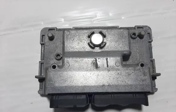 Seat Ibiza IV (6J,6P) Engine control unit/module 03E906019AL 03E906019E