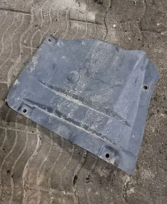 Mercedes-Benz C W203 Other under body part NOCODE