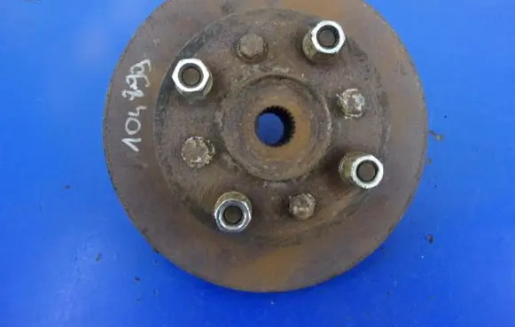 Hyundai Accent Front wheel hub spindle knuckle