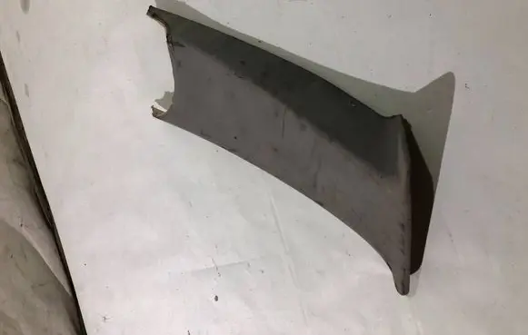 BMW 3 E46 (C) pillar trim 8209012