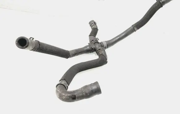 Volkswagen Golf Plus Engine coolant pipe/hose 1K0122109BM