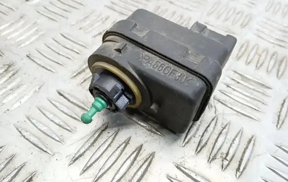Renault Scenic I Headlight level adjustment motor 