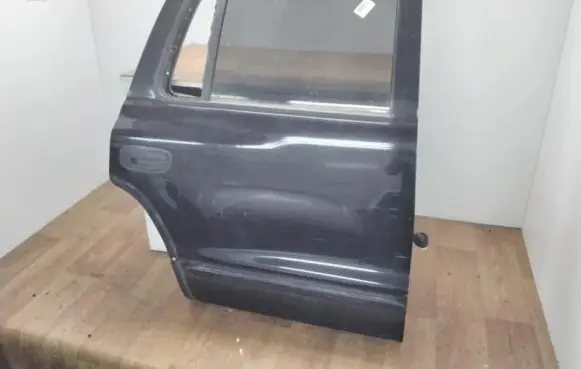 Dodge Durango Rear door
