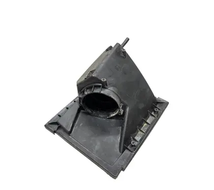 Volkswagen PASSAT B5.5 Air filter box cover 3B0129607Q