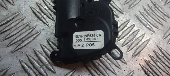 Ford Focus C-MAX A/C air flow flap actuator/motor 1S7H19B634CA