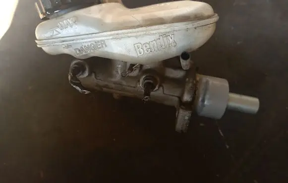 Peugeot 306 Master brake cylinder L481416 21028799
