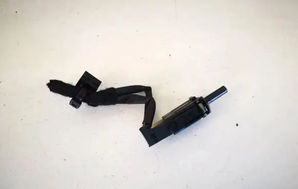 Mercedes-Benz C W204 Brake pedal sensor switch 0015458714