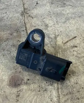 Nissan NV400 Air pressure sensor 223659870R