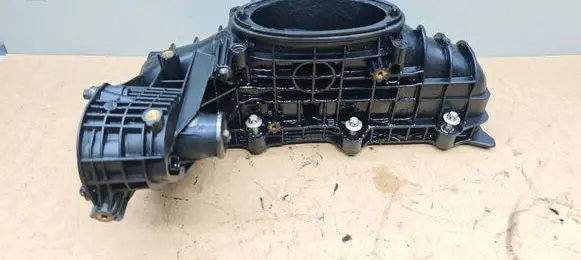 Mercedes-Benz E W212 Intake manifold 