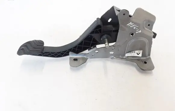 Clutch pedal
