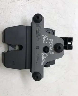 Ford Focus Tailgate/trunk/boot lock/catch/latch 8M51R442A66DC 211116