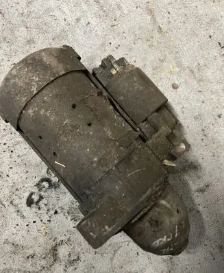 Mercedes-Benz ML W163 Starter motor 000122300