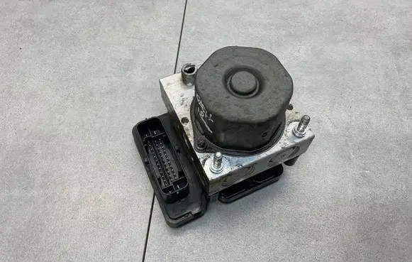 Nissan Qashqai ABS Pump 47660HW60A