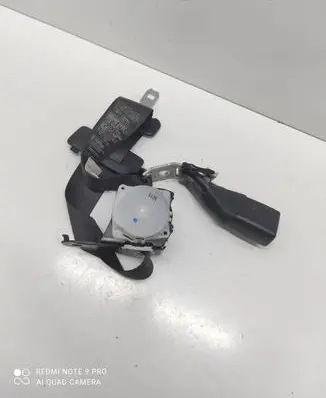 Middle seatbelt (rear)