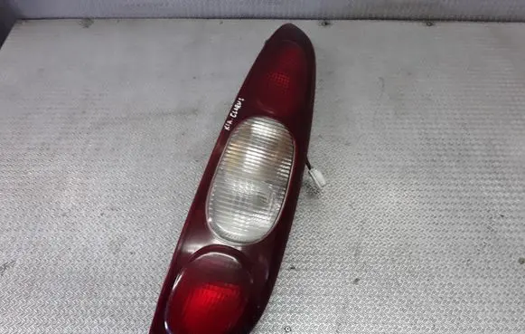 KIA Clarus Rear/tail lights