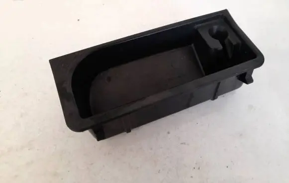 BMW 7 F01 F02 F03 F04 Car ashtray 51459119317 9119317