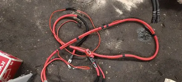 BMW X5 E53 Positive cable (battery) 6932477