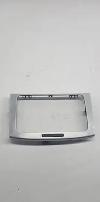 Radio/GPS head unit trim