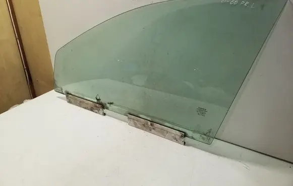 Volvo S60 Front door window glass four-door