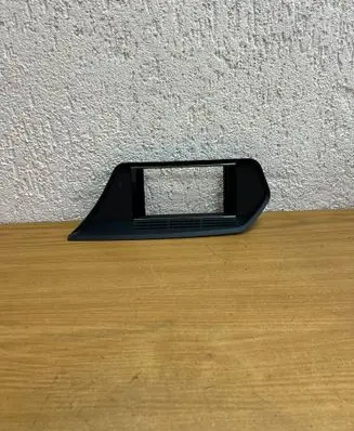 Mercedes-Benz E C207 W207 Radio/GPS head unit trim A2076800136 F6264
