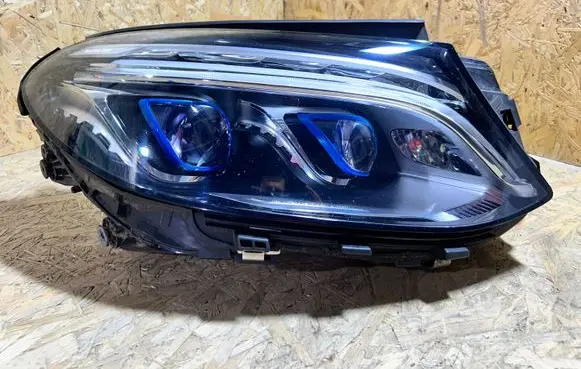 Mercedes-Benz GLE (W166 - C292) Headlight/headlamp A1669061603 3220905