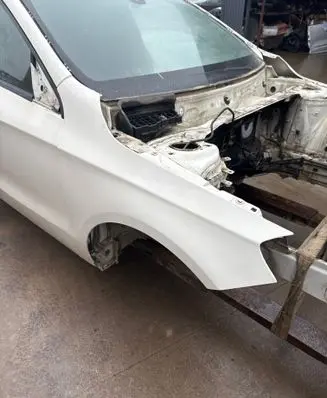Mercedes-Benz A W176 Fender