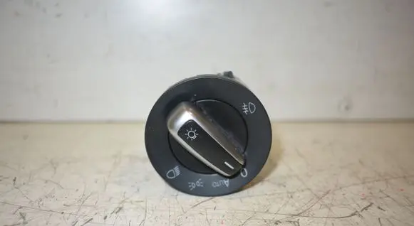 Volkswagen Touran II Light switch 3C8941431