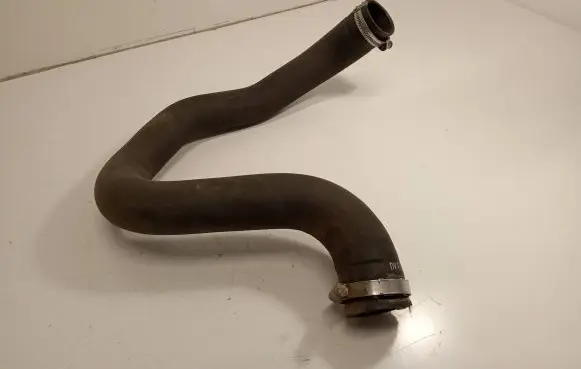 Peugeot 308 Intercooler hose/pipe D7F8