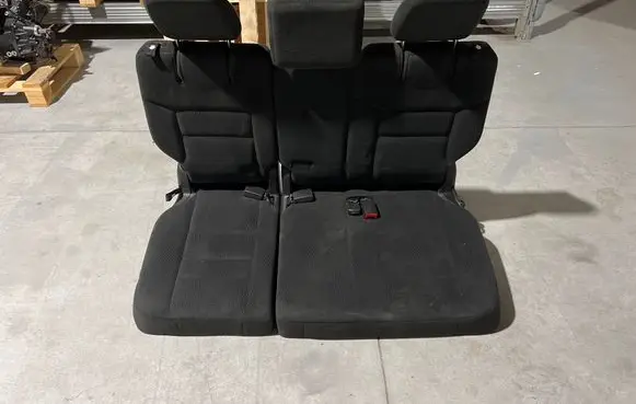 Dodge Grand Caravan Third row seats 