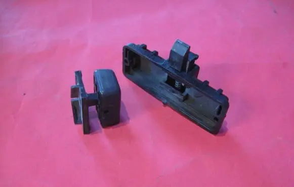 Volvo 340 - 360 Glove box lock 3407691