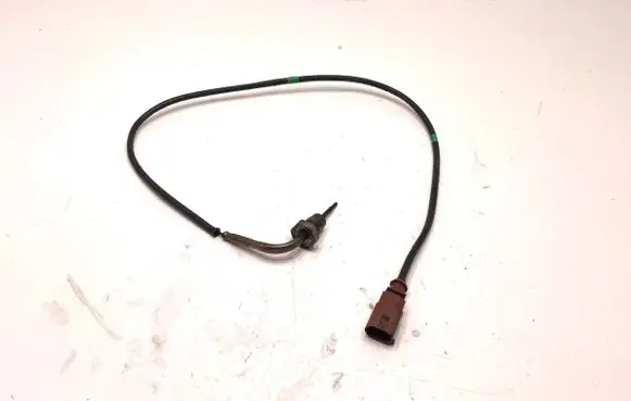 Volkswagen Tiguan Exhaust gas temperature sensor 04L906088DN
