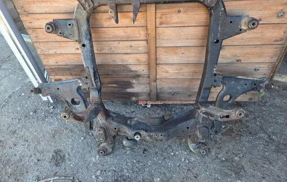 Opel Astra H Front subframe