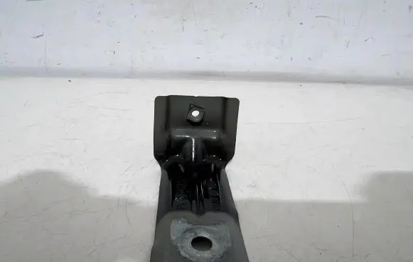 Volkswagen Taigo Fender mounting bracket 2G5809471