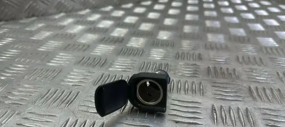 KIA Sportage 12 V Socket (front) 