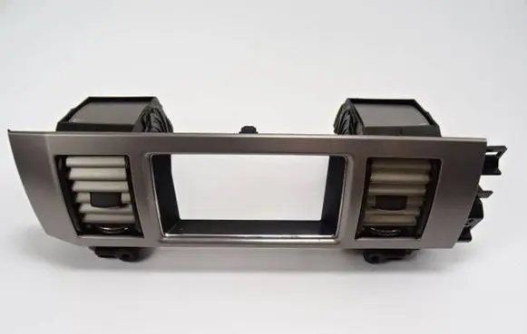 Jaguar XF X250 Dash center air vent grill 8X2319K617BJ 0AD9 06620