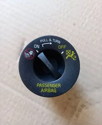 Volvo S90, V90 Passenger airbag on/off switch 28409748