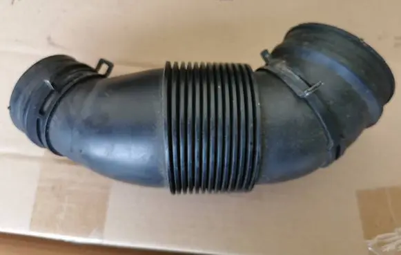 Volkswagen Phaeton Air intake duct part 3D0129615S LB446193001