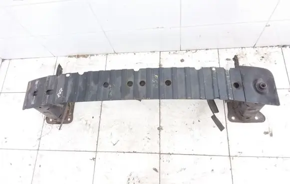 Ford Focus Front bumper cross member 3M51R10948AA