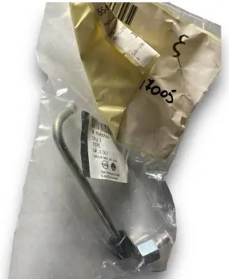 Opel Mokka Fuel injector supply line/pipe 55493544