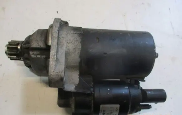 Volkswagen Tiguan Starter motor 02M911023GX