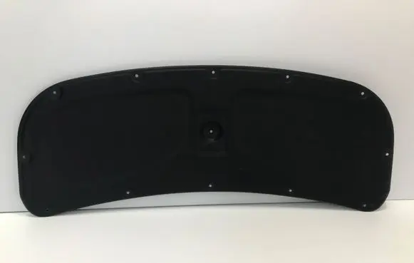 Engine bonnet/hood sound/heat insulation