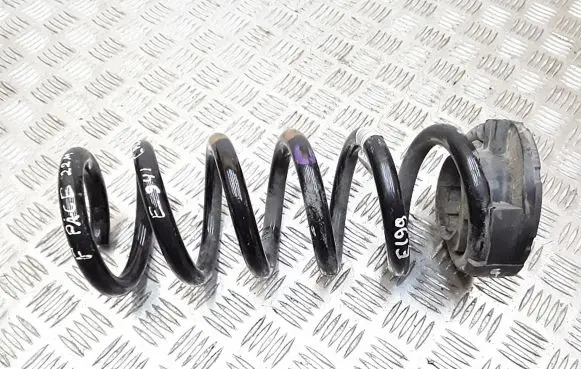 Jaguar F-Pace Rear coil spring l8a2-5534-hb
