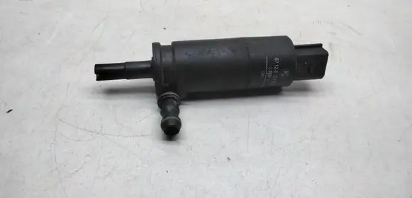 BMW 5 E39 Headlight washer pump 8377613