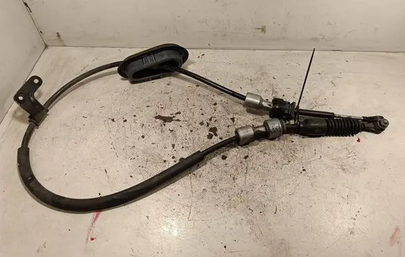 Nissan X-Trail T32 Gear shift cable linkage 