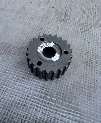 Volkswagen Arteon Fuel pump gear (pulley) 04L130111A 04L130101