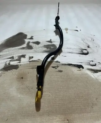 Skoda Superb B8 (3V) Oil level dip stick 04L103634