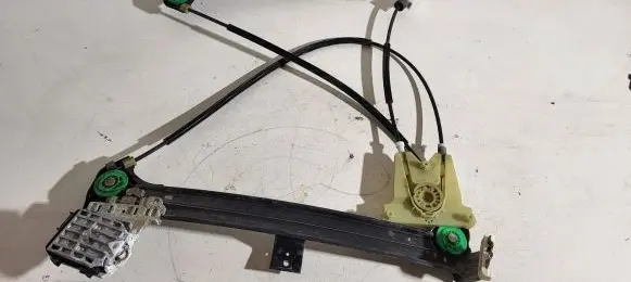 Peugeot 407 Front door electric window regulator 981112102 981114