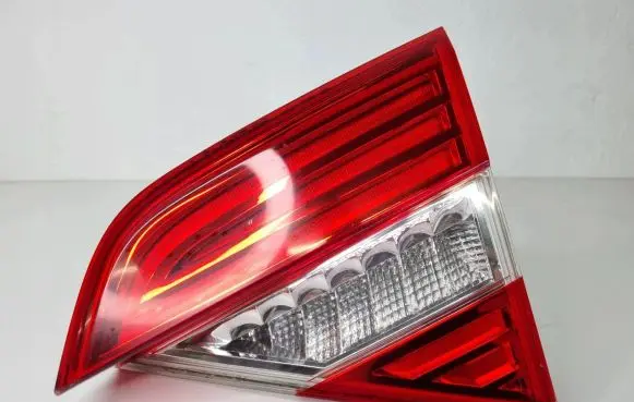 Skoda Superb B6 (3T) Tailgate rear/tail lights 3T5945094B